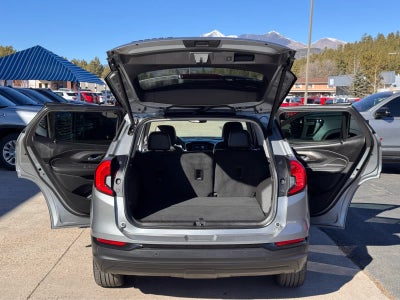 2023 GMC Terrain FWD 4dr SLT