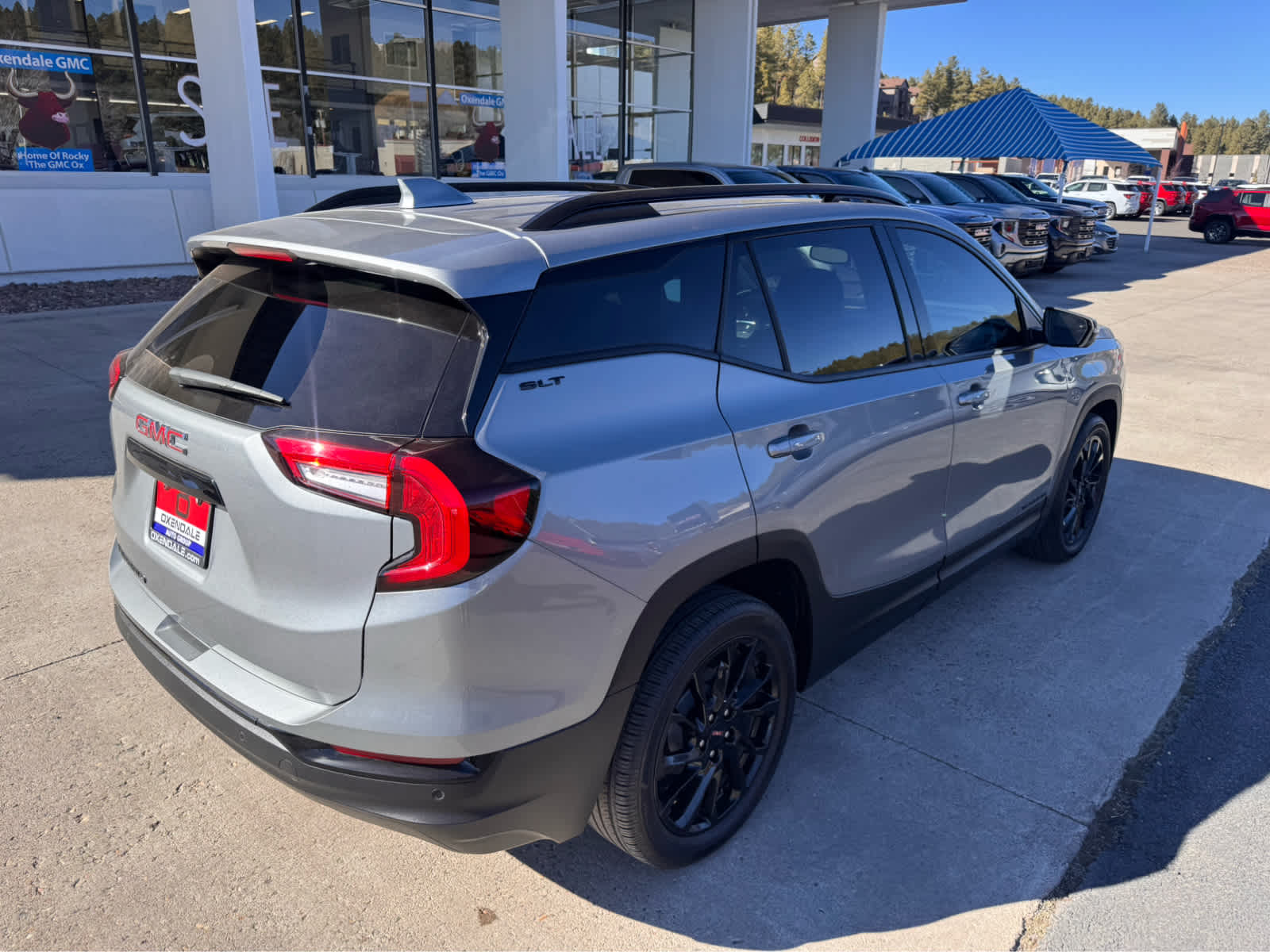 2023 GMC Terrain FWD 4dr SLT