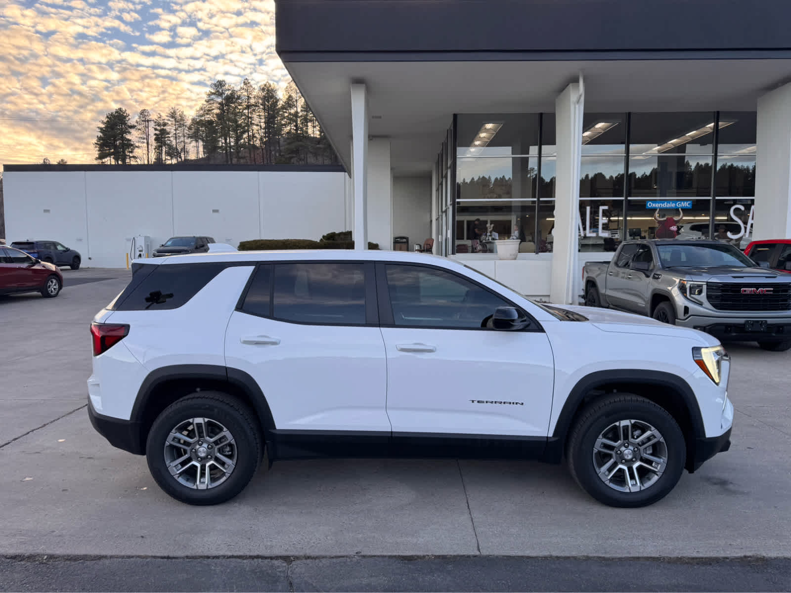 2025 GMC Terrain AWD 4dr Elevation