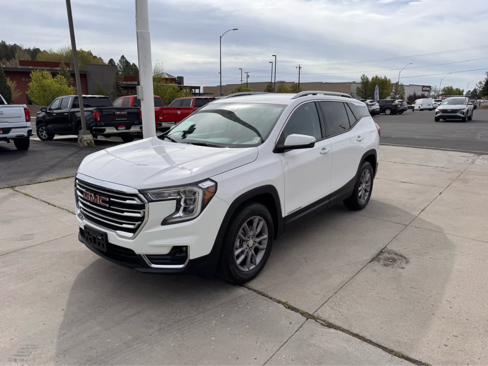 2024 GMC Terrain AWD 4dr SLT