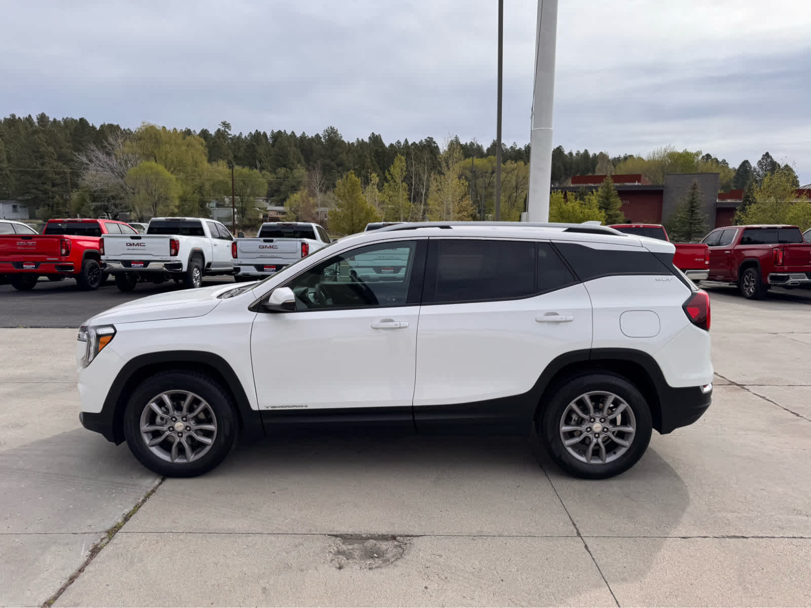 2024 GMC Terrain AWD 4dr SLT