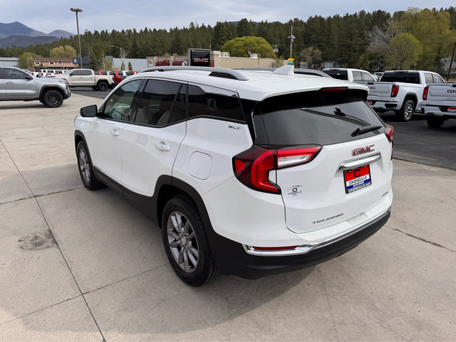 2024 GMC Terrain AWD 4dr SLT