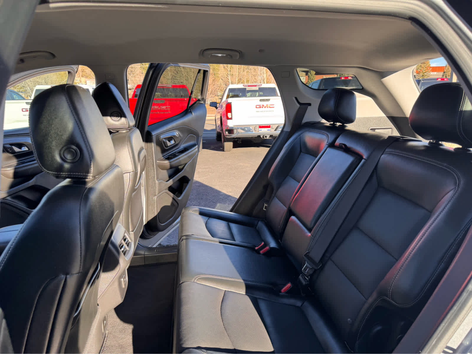 2023 GMC Terrain AWD 4dr SLT