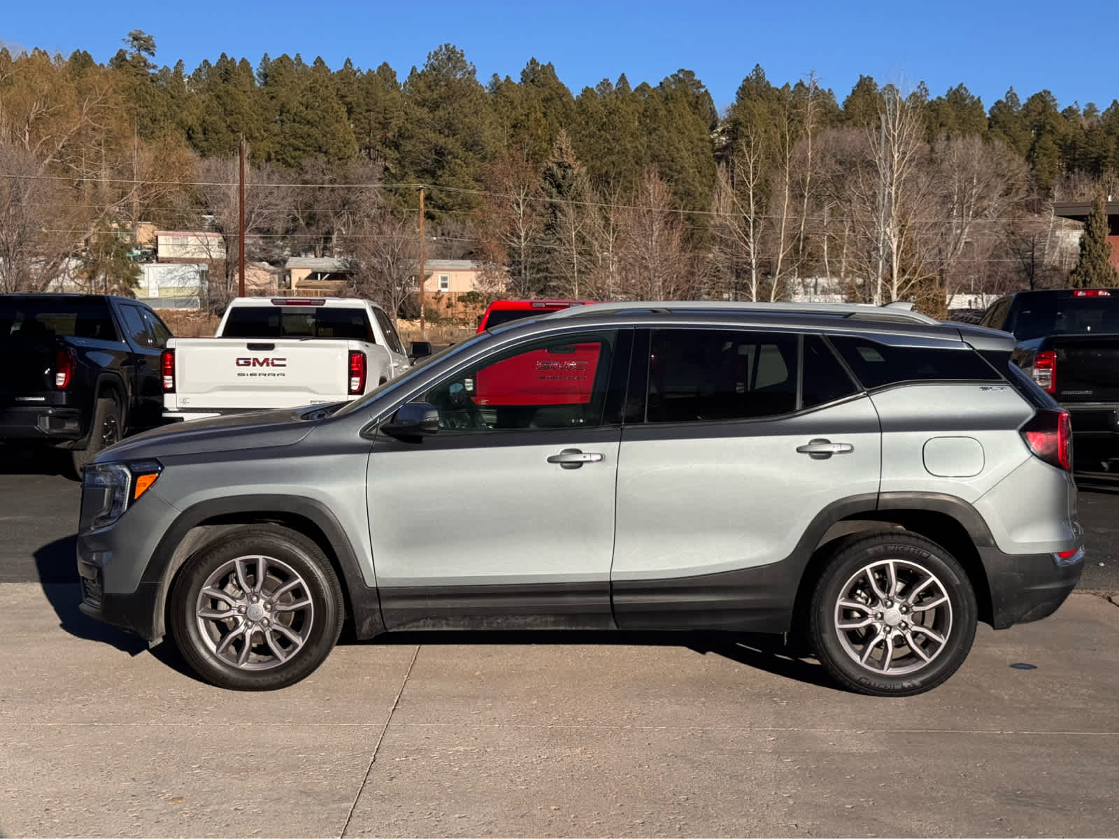 2023 GMC Terrain AWD 4dr SLT