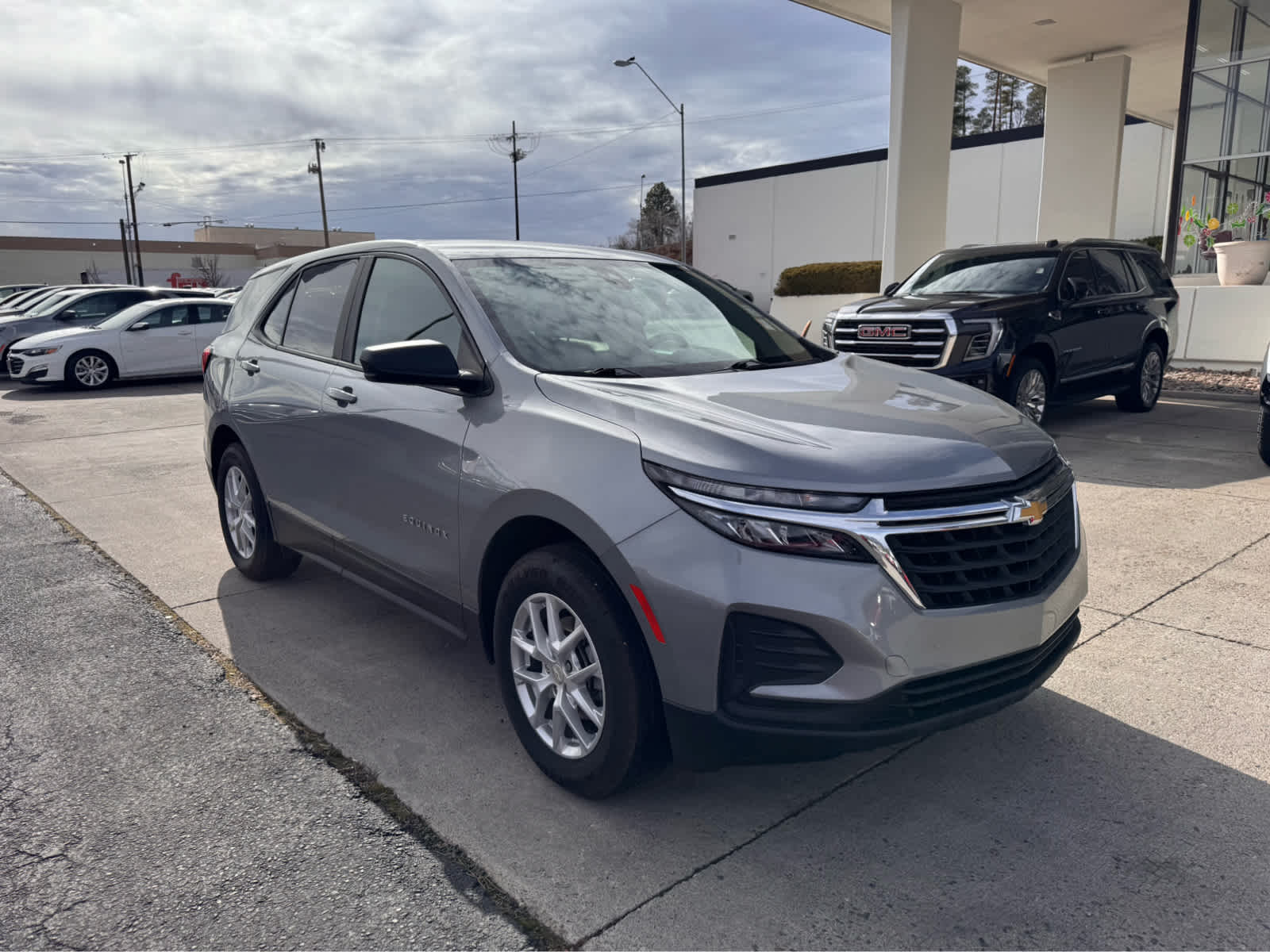 2023 Chevrolet Equinox AWD 4dr LS w/1FL