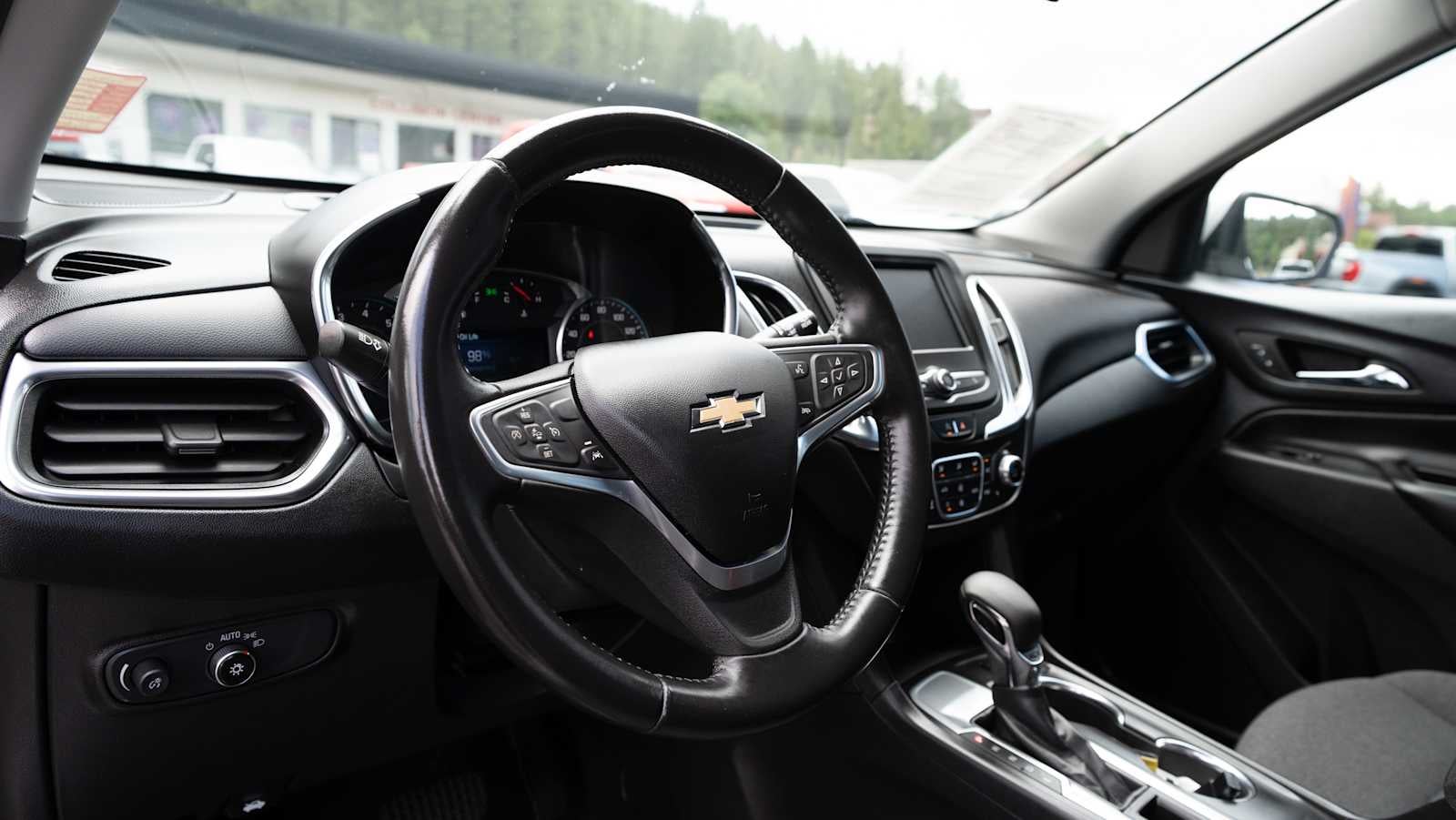 2022 Chevrolet Equinox FWD 4dr LT w/2FL