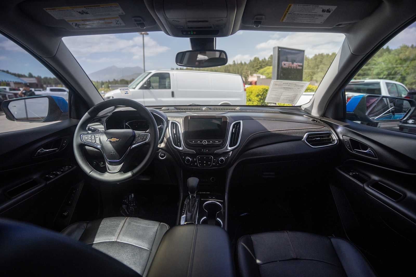 2024 Chevrolet Equinox FWD 4dr Premier