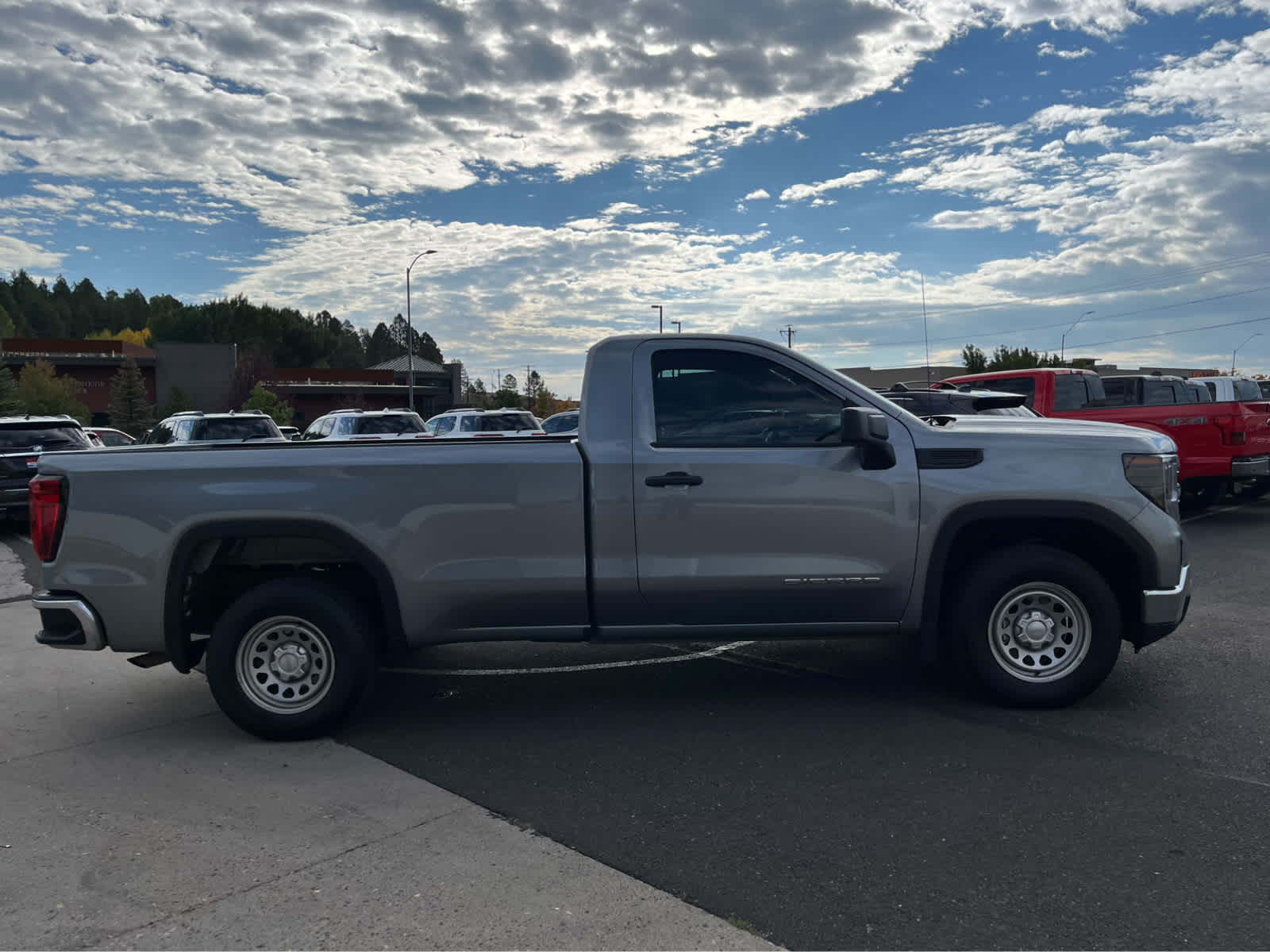 2025 GMC Sierra 1500 2WD Reg Cab 140 Pro