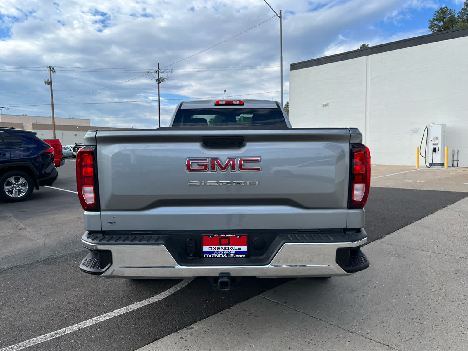 2025 GMC Sierra 1500 2WD Reg Cab 140 Pro