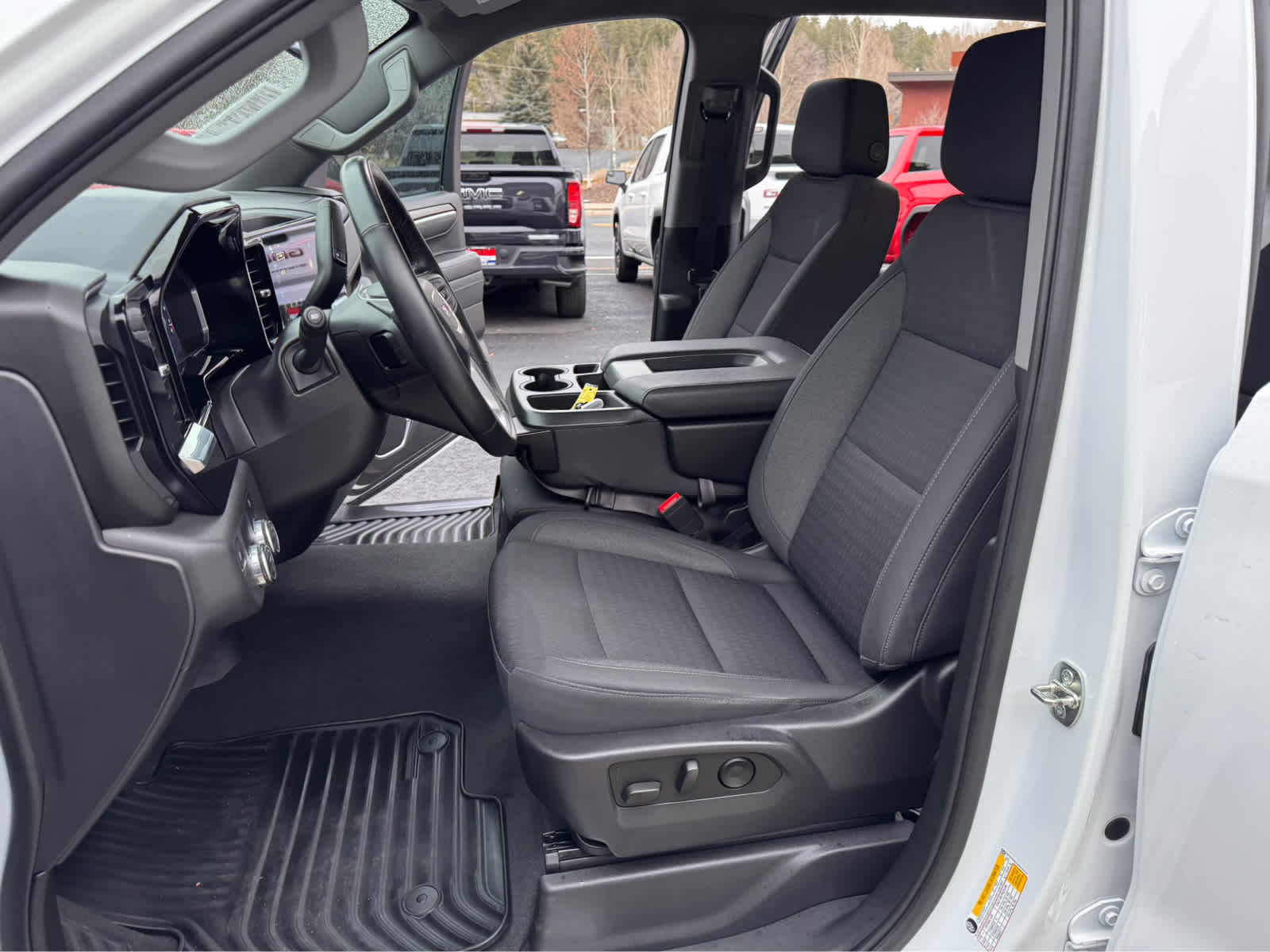 2023 GMC Sierra 1500 2WD Crew Cab 147 Elevation