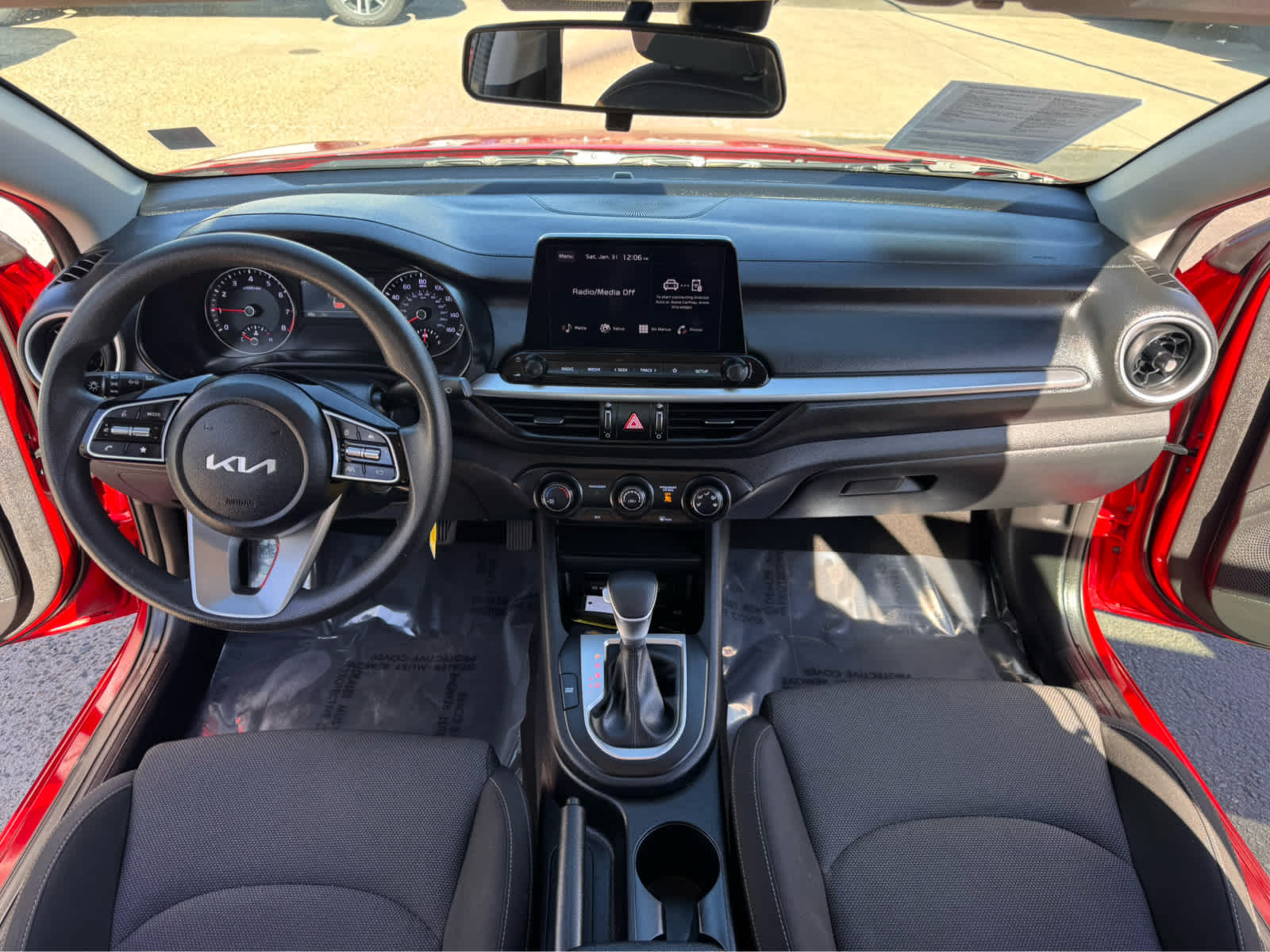 2024 Kia Forte LXS IVT