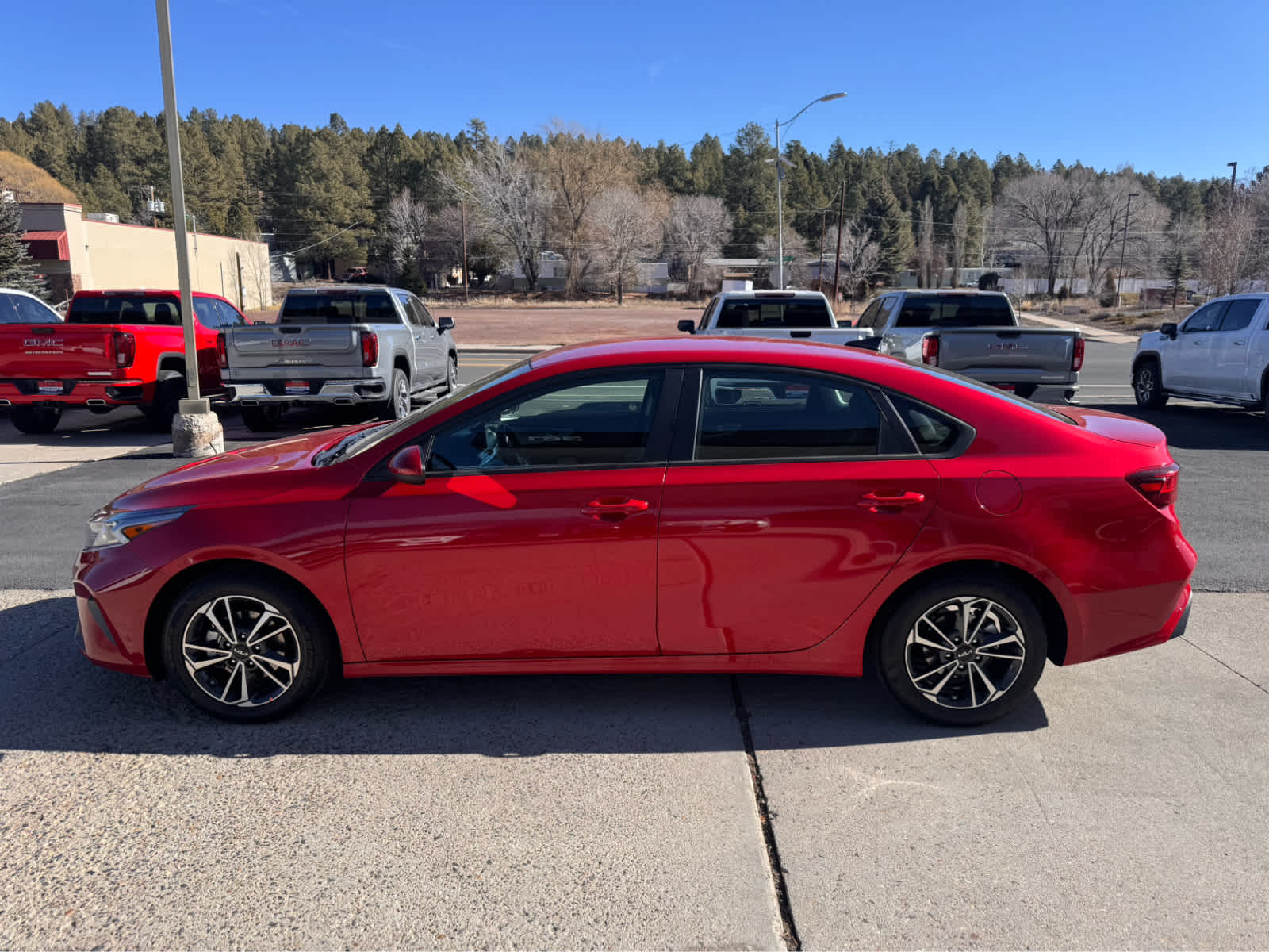 2024 Kia Forte LXS IVT