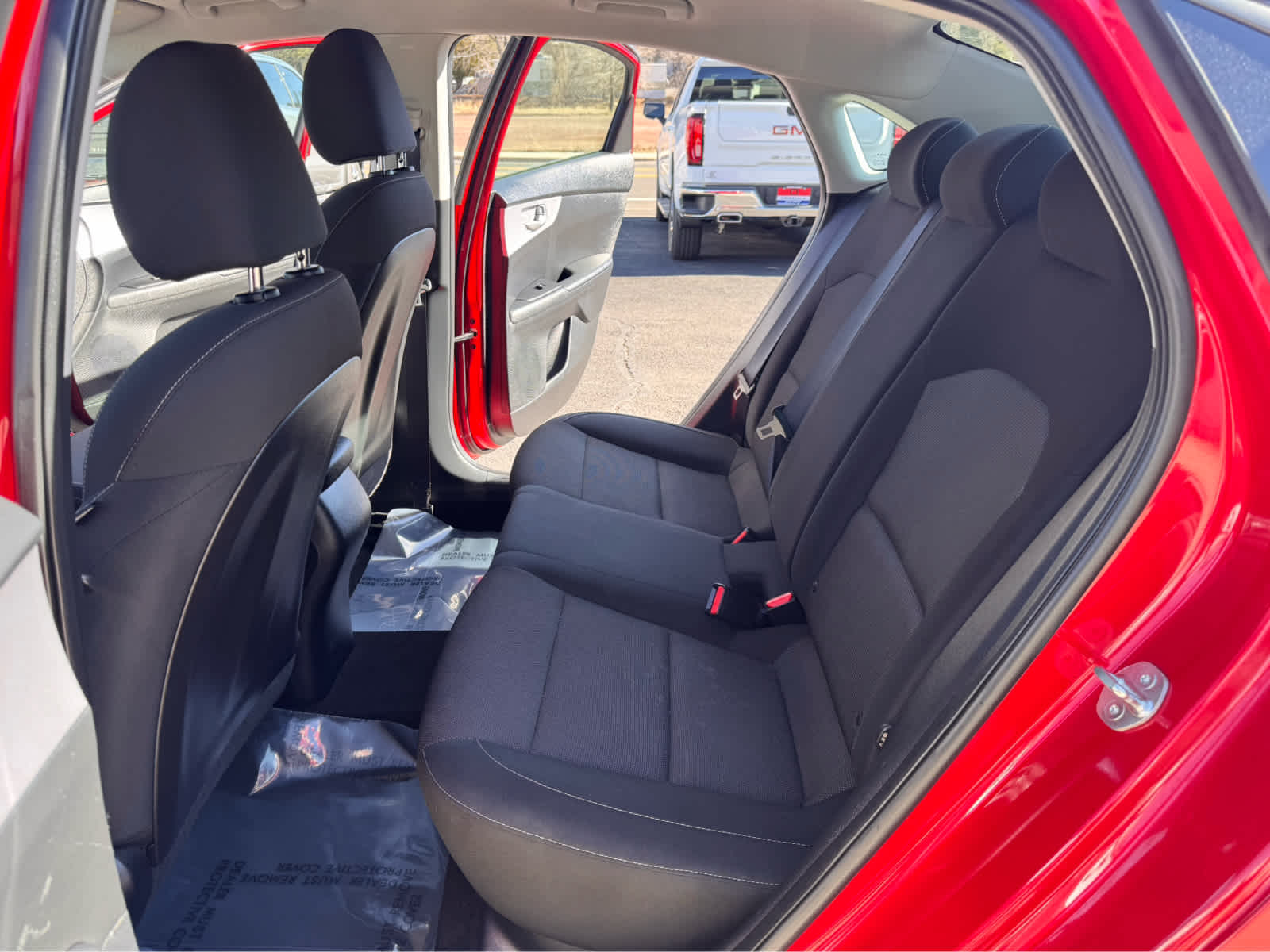 2024 Kia Forte LXS IVT