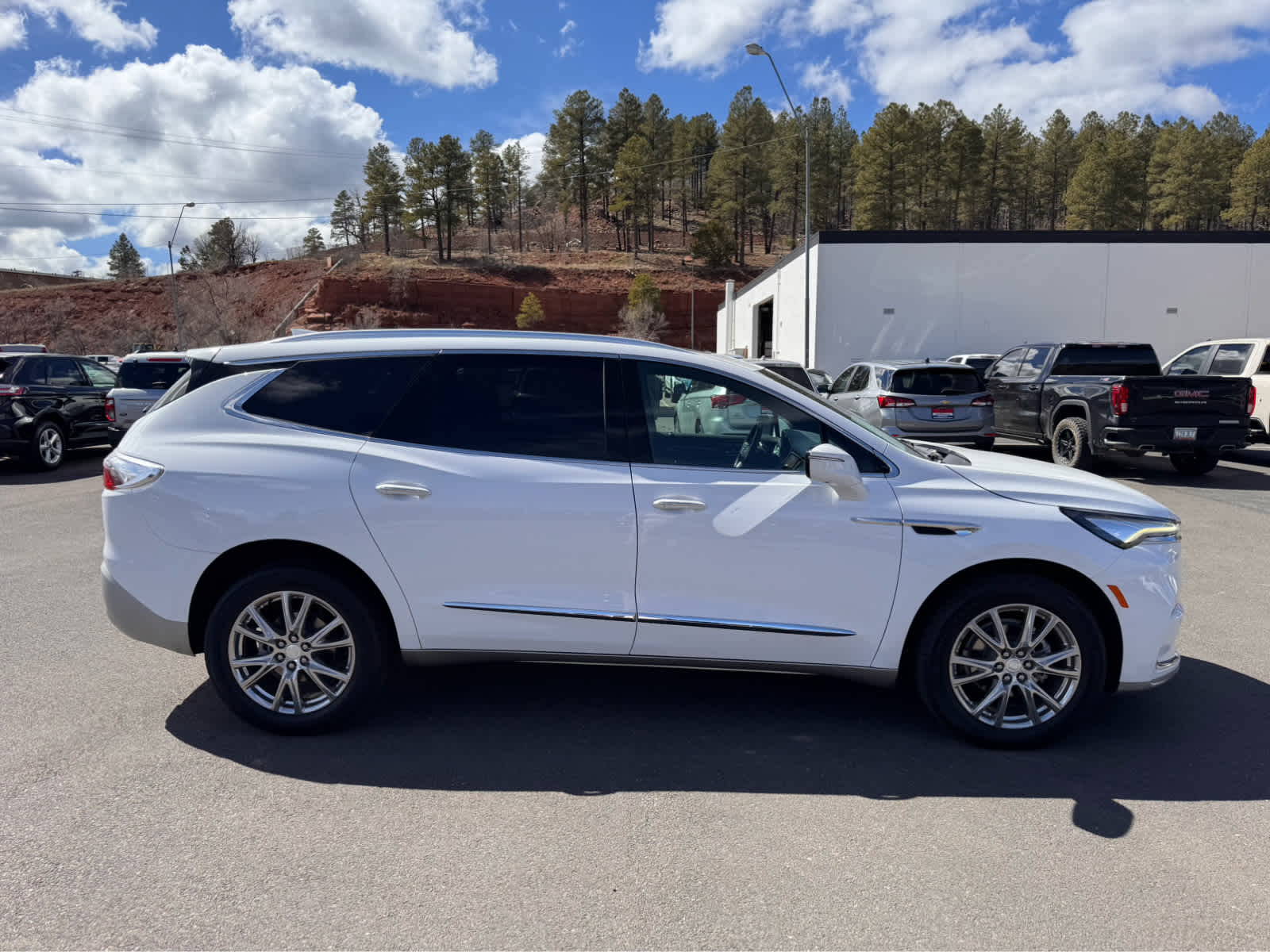 2022 Buick Enclave AWD 4dr Premium