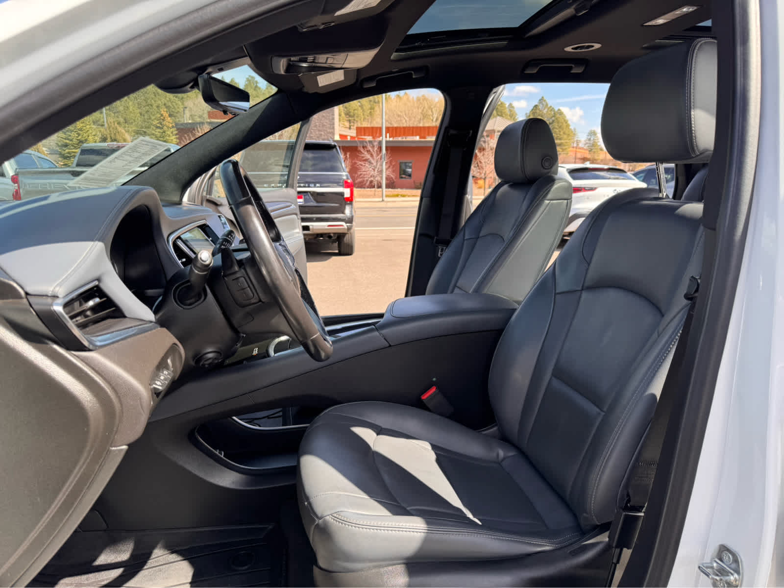 2022 Buick Enclave AWD 4dr Premium