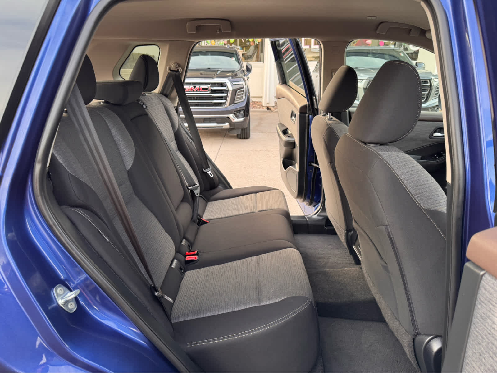 2023 Nissan Rogue AWD SV