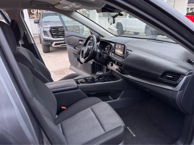 2024 Nissan Rogue AWD SV