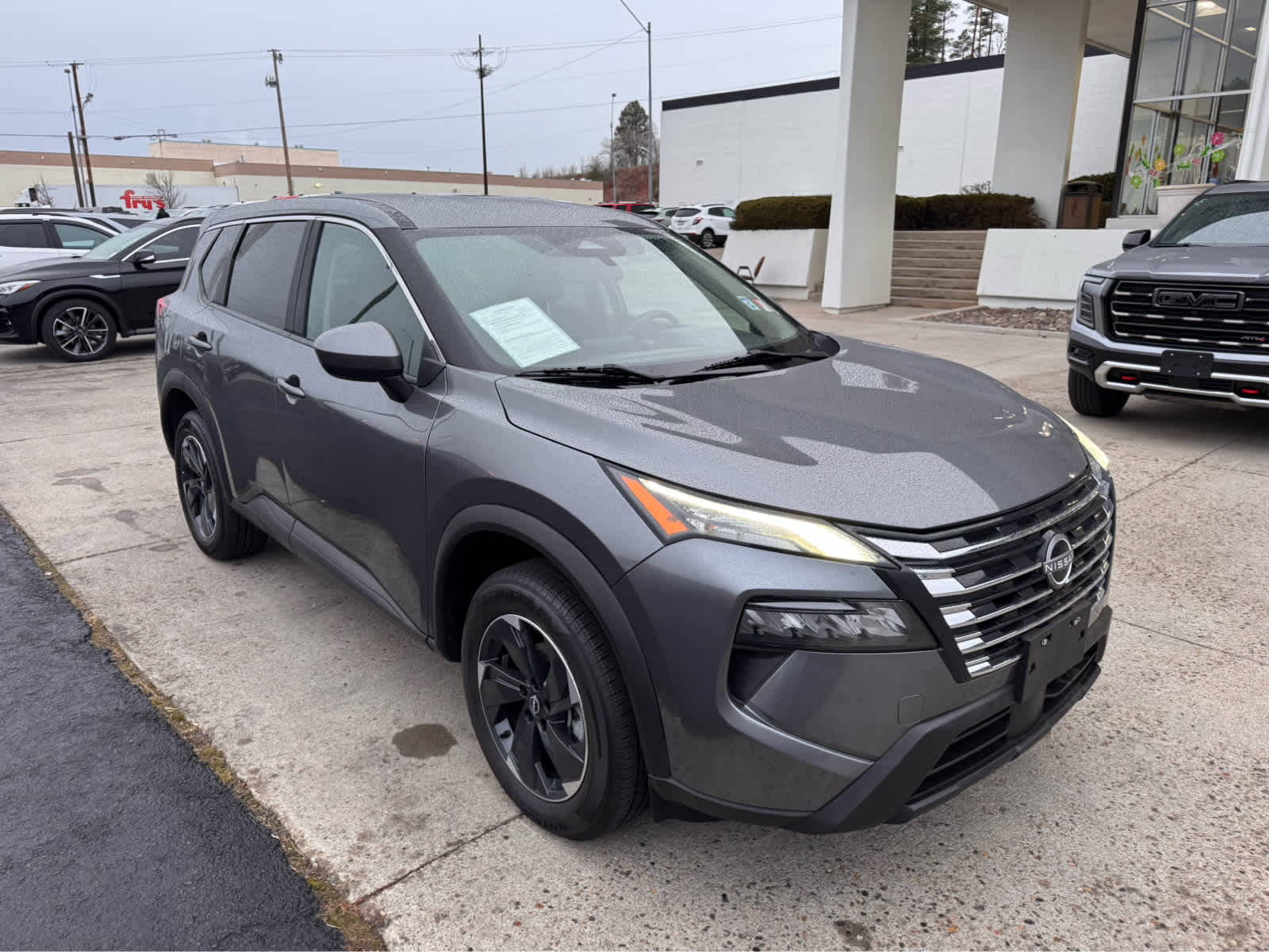 2024 Nissan Rogue AWD SV