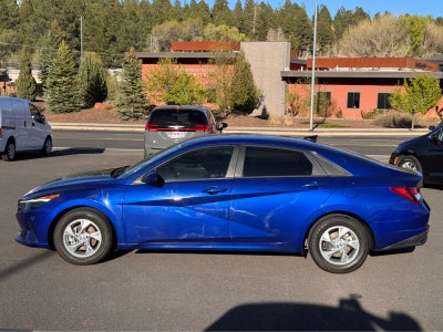 2021 Hyundai Elantra SE IVT