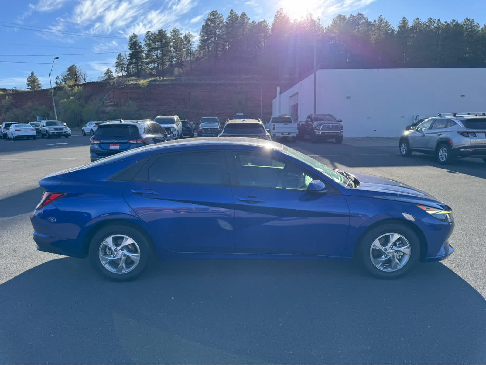 2021 Hyundai Elantra SE IVT