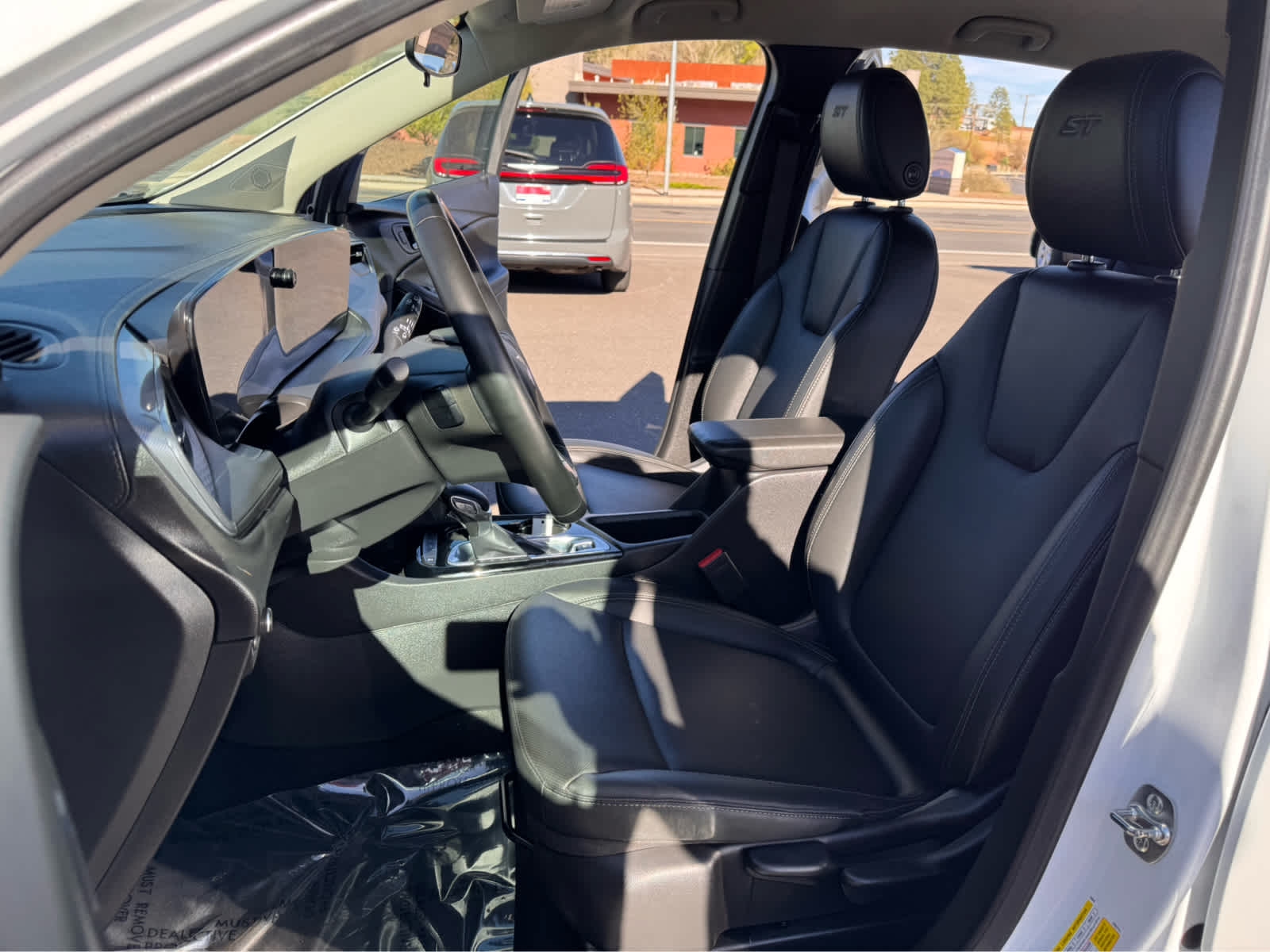 2024 Buick Encore GX FWD 4dr Sport Touring